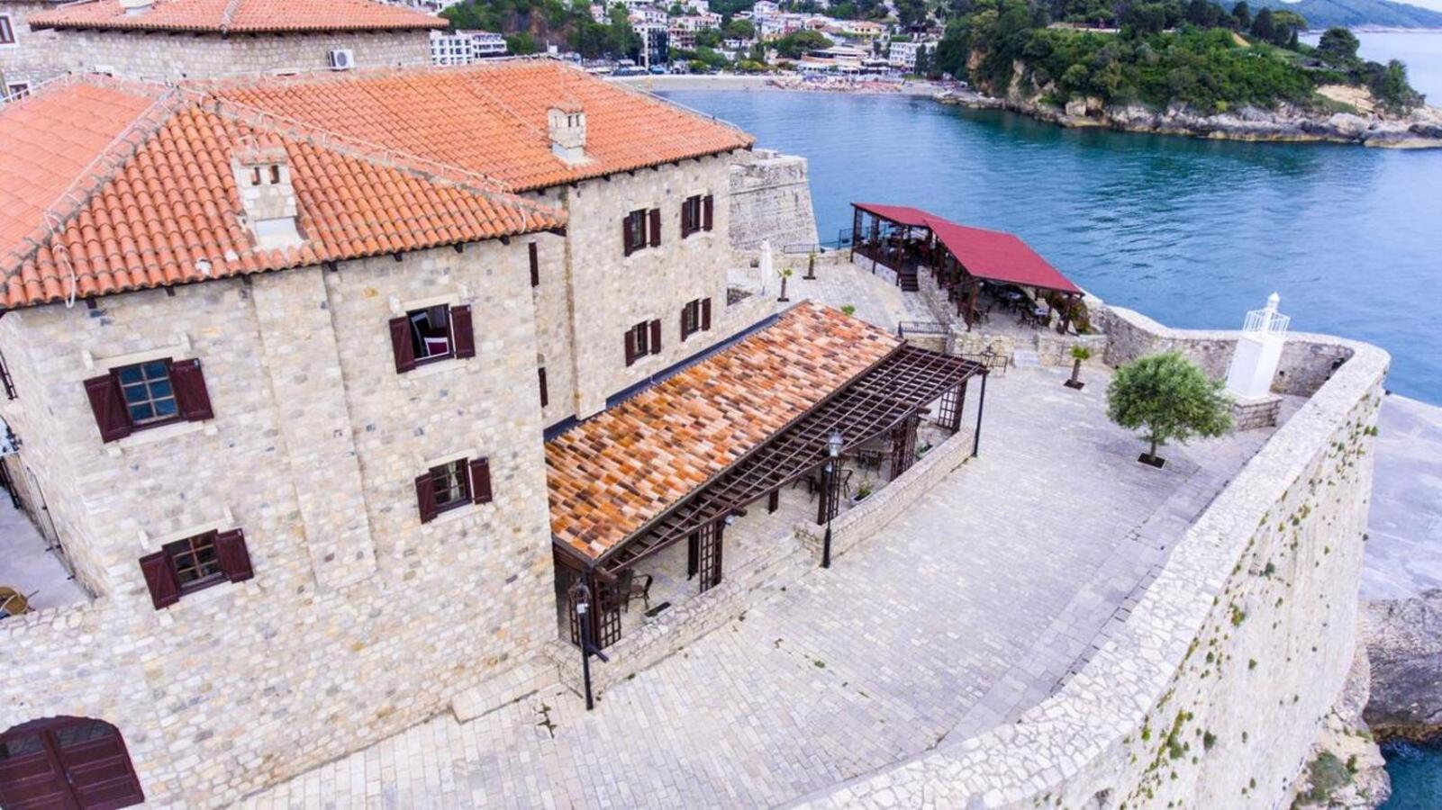 Hotel Kulla E Balshajve Ulcinj Exterior photo