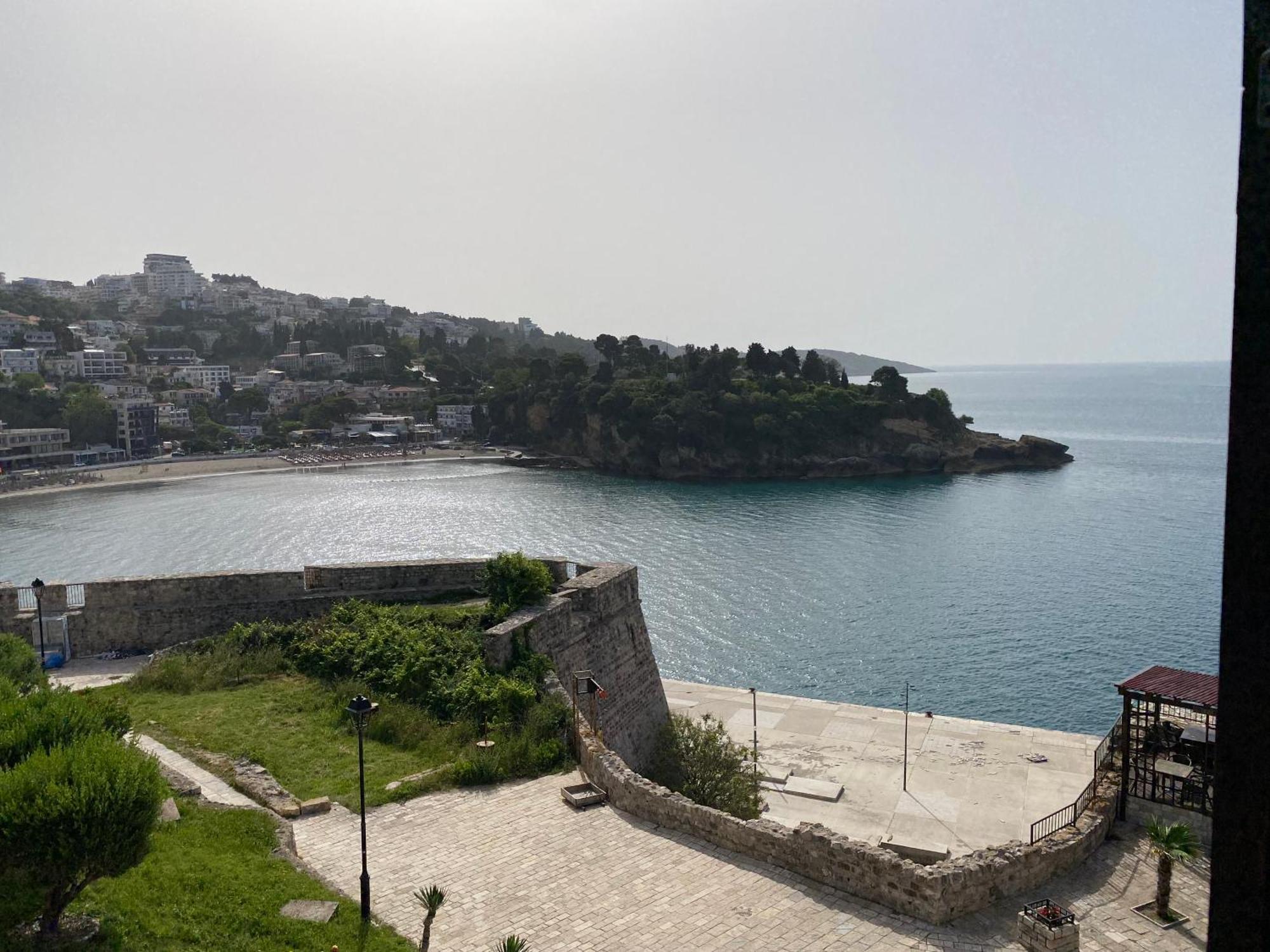 Hotel Kulla E Balshajve Ulcinj Exterior photo