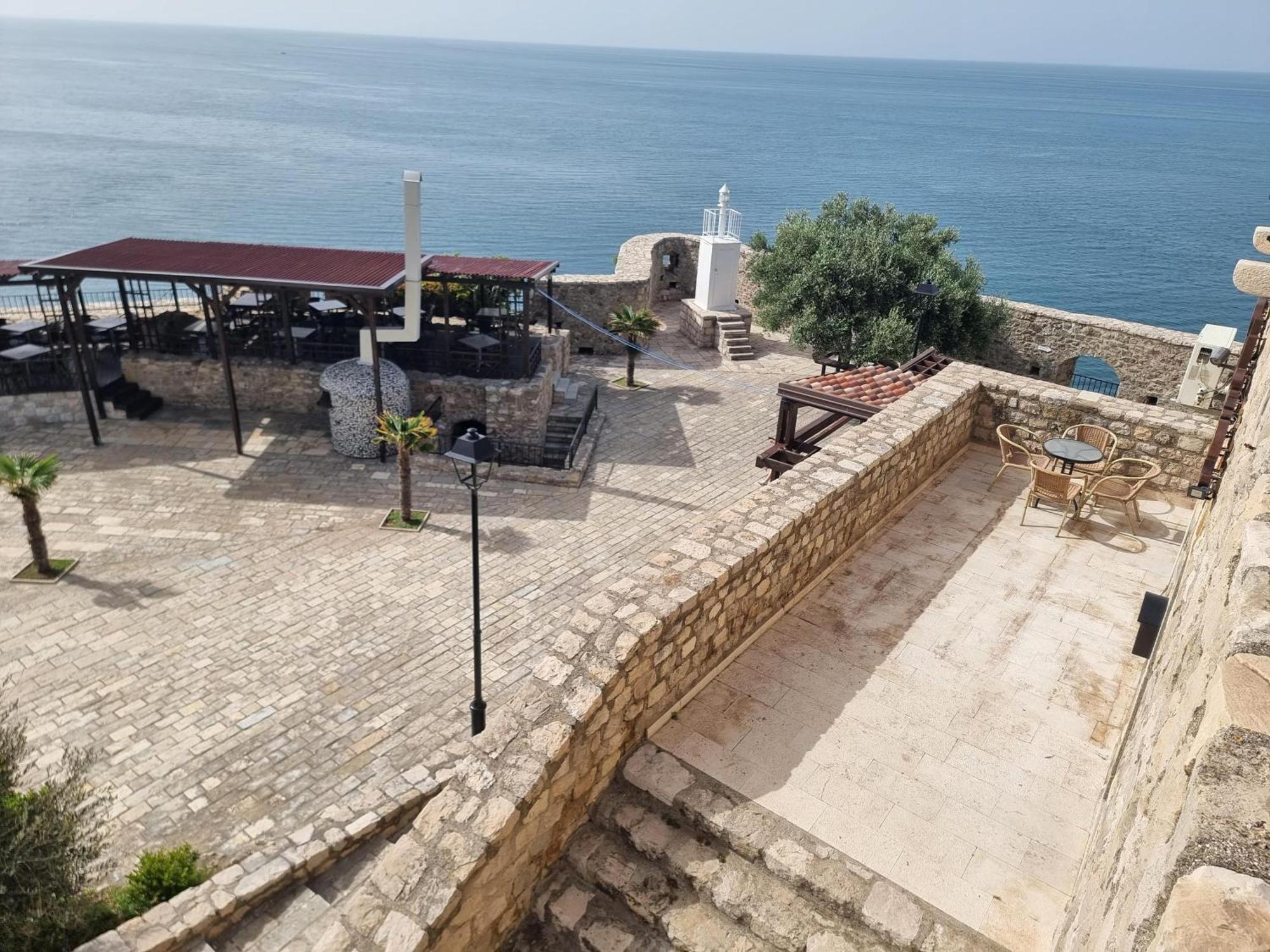 Hotel Kulla E Balshajve Ulcinj Exterior photo