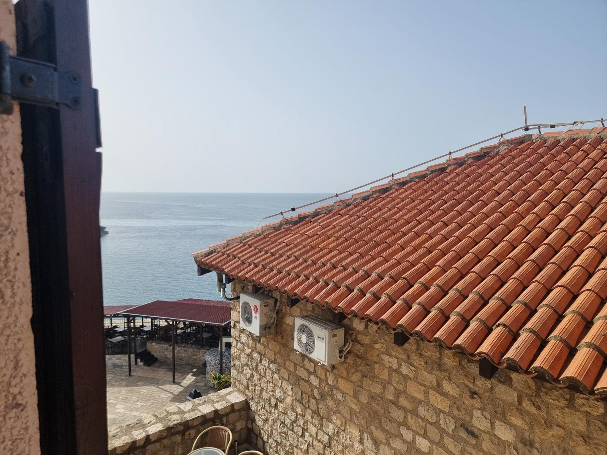 Hotel Kulla E Balshajve Ulcinj Exterior photo